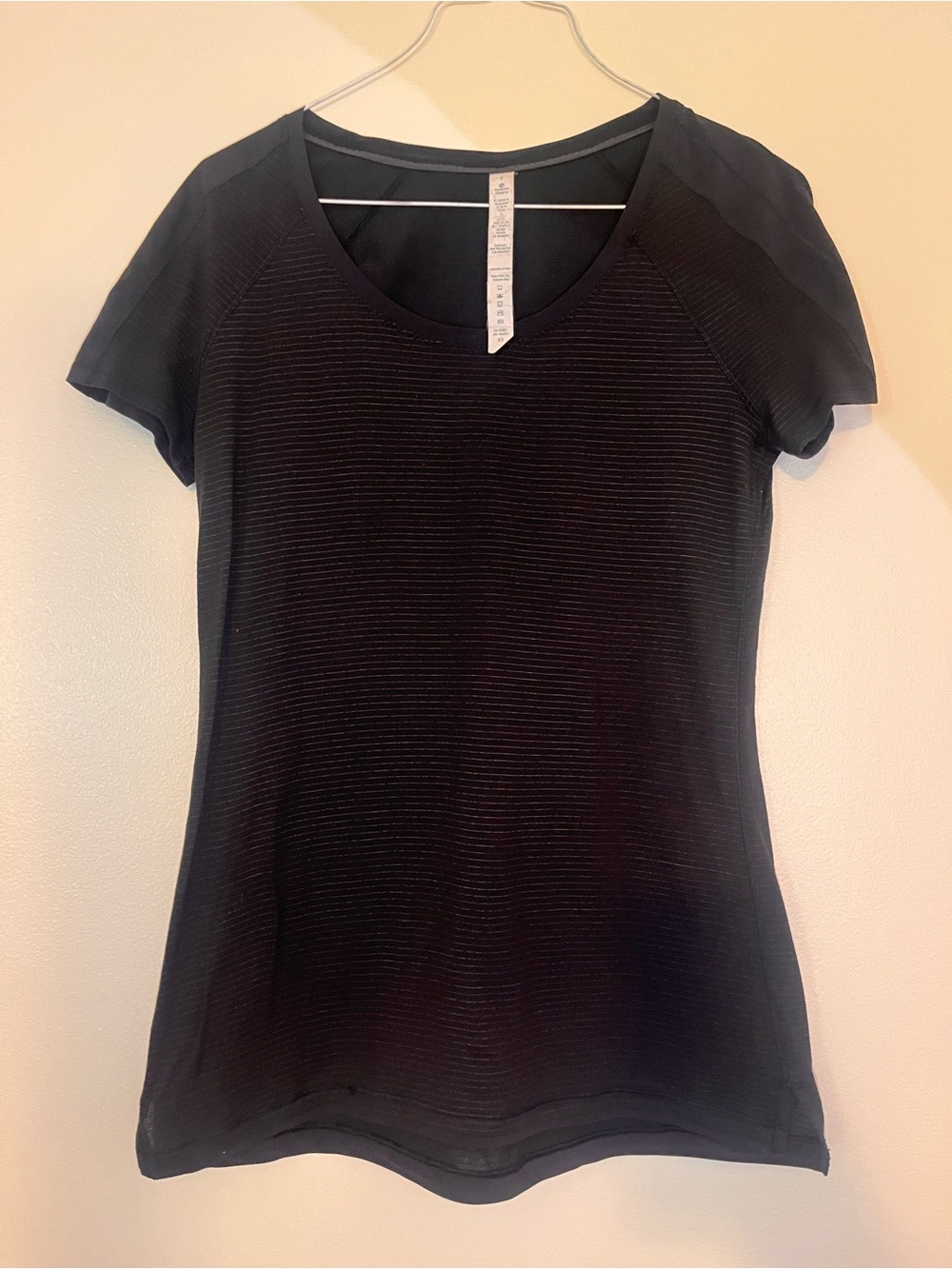 lululemon athletica Black Short Sleeve Scoop Neck Tee
